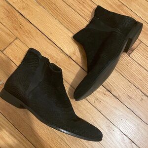 Seychelles Black Snake Emboss Ankle Boots Womens